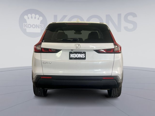 Vehicle image 5 of 32