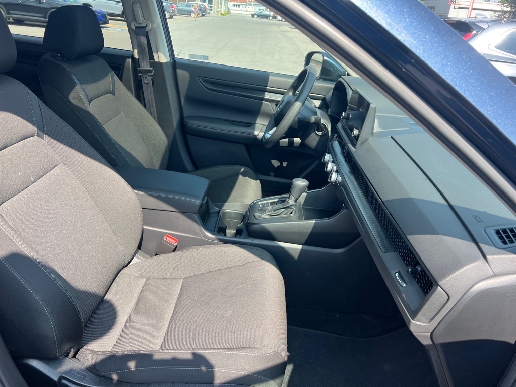 Vehicle image 11 of 22