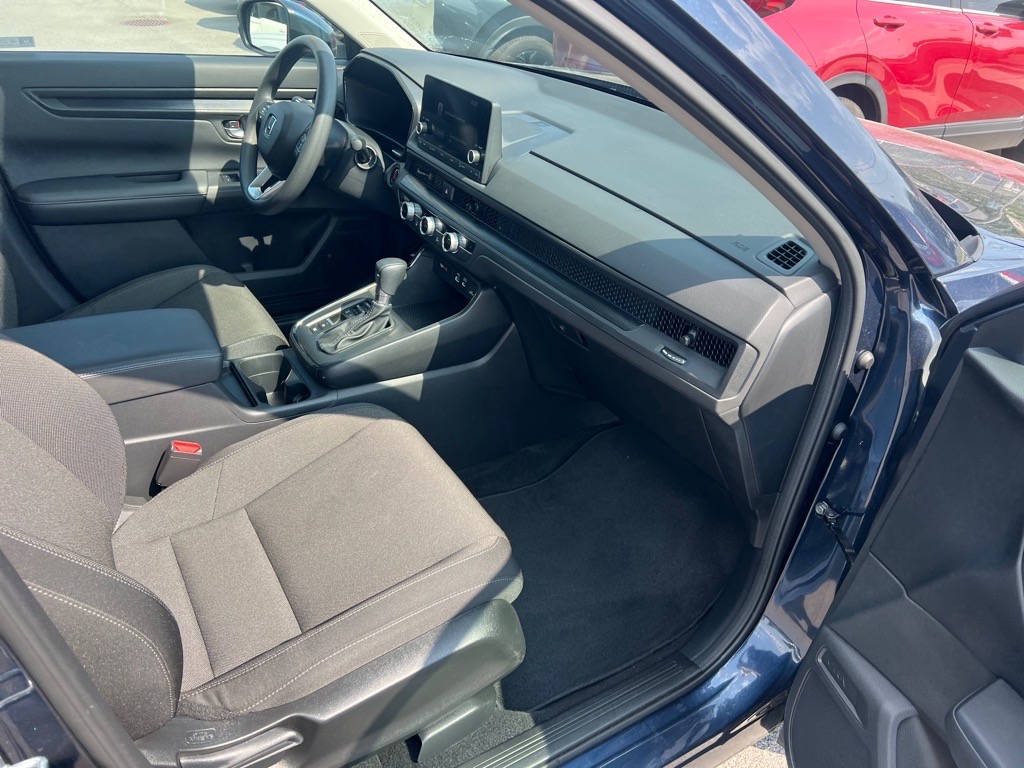 Vehicle image 12 of 22
