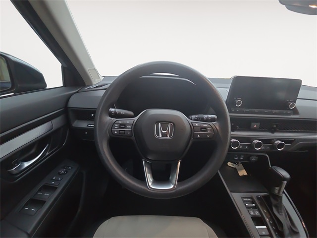 2023 Honda CR-V EX Image 13 of 15