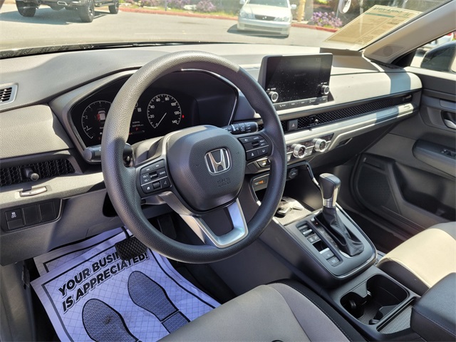 Vehicle image 10 of 27