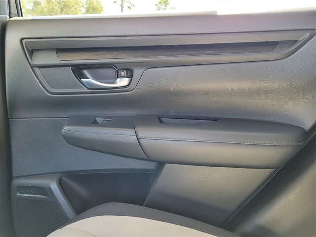 Vehicle image 15 of 27
