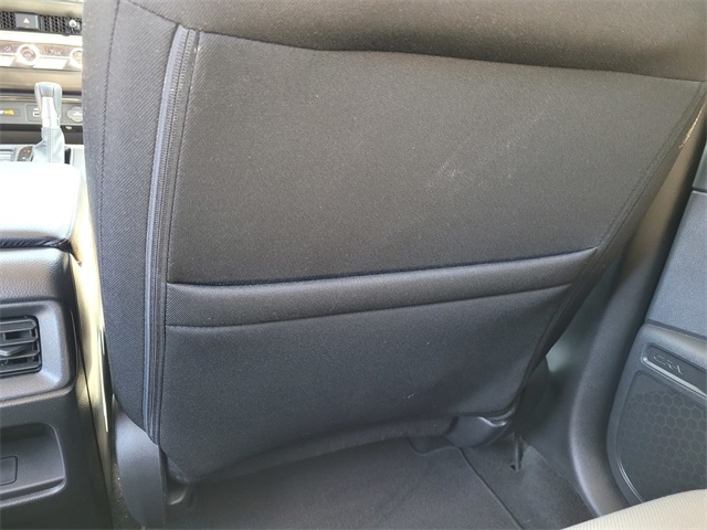 Vehicle image 16 of 27