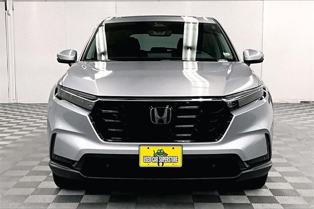 Vehicle image 2 of 38