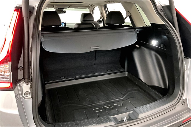 Vehicle image 8 of 38