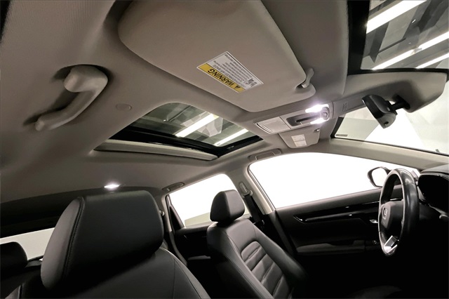 Vehicle image 18 of 38