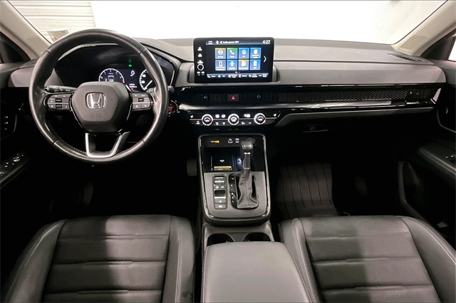 Vehicle image 14 of 38
