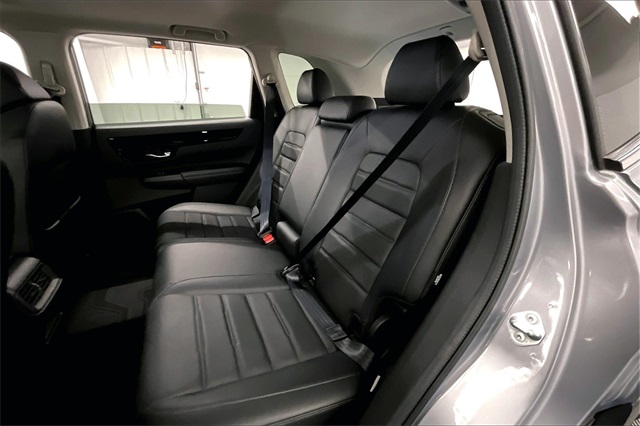 Vehicle image 11 of 38