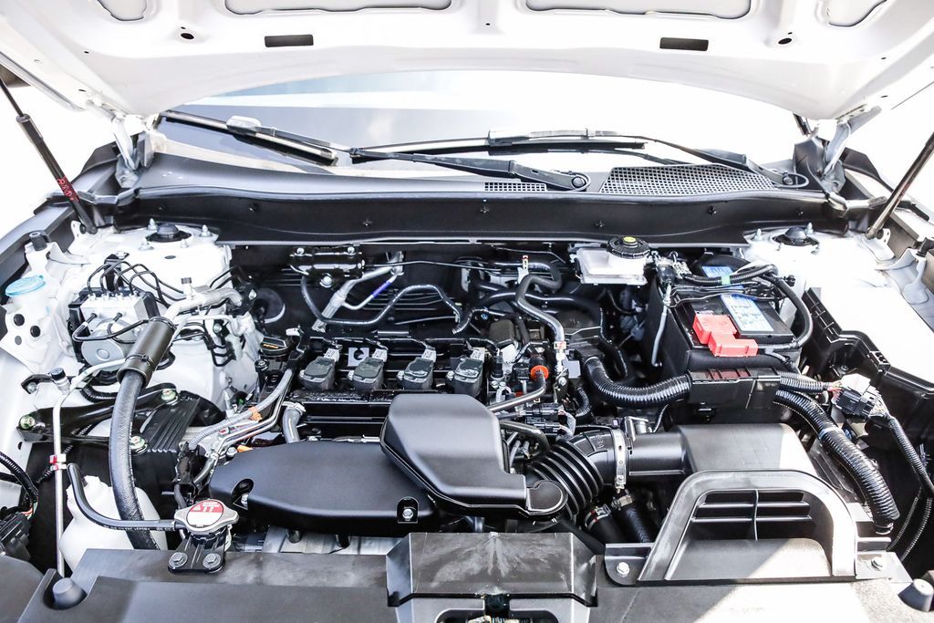 Vehicle image 27 of 33