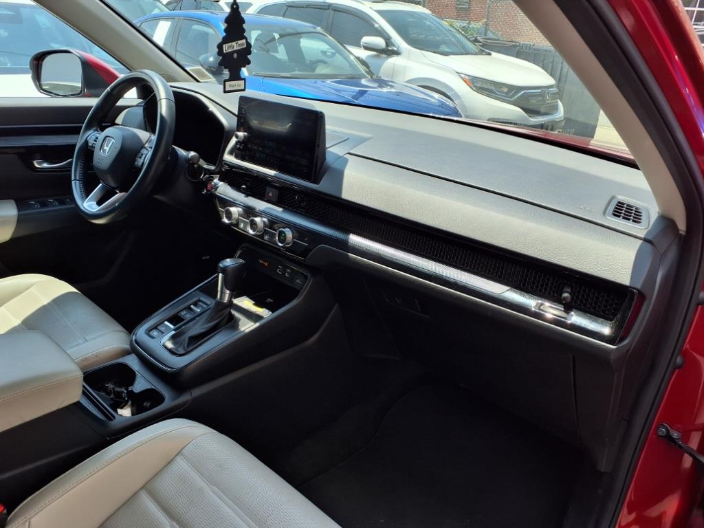 Vehicle image 18 of 20