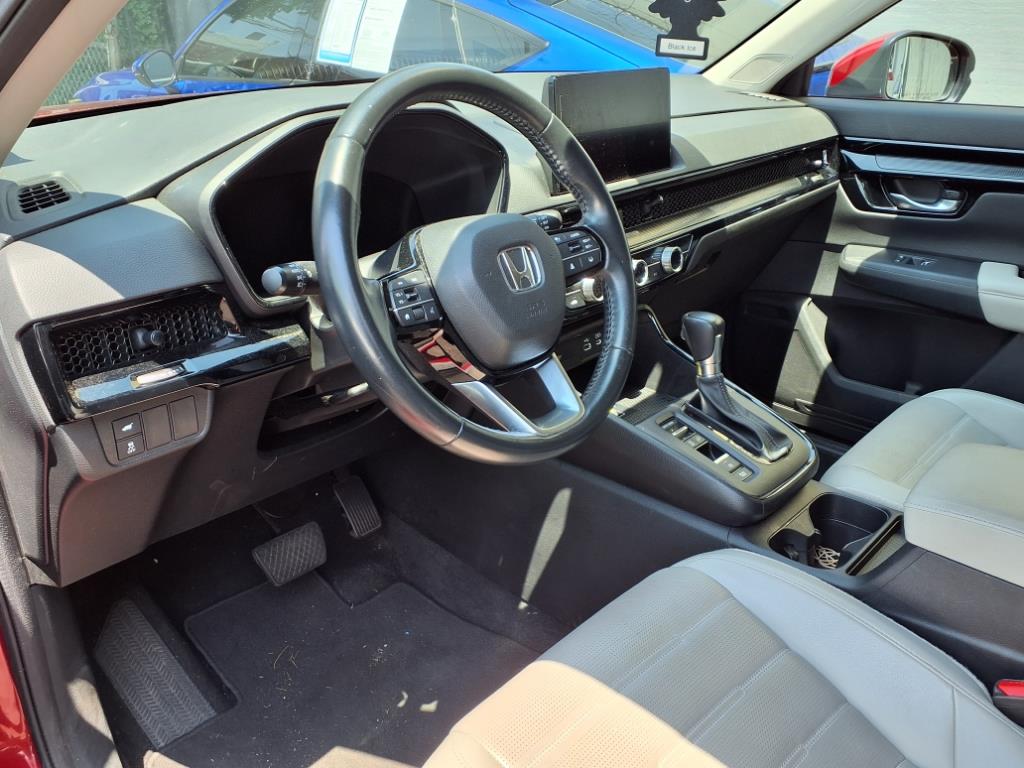 Vehicle image 8 of 20