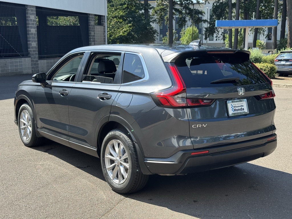 Vehicle image 11 of 52