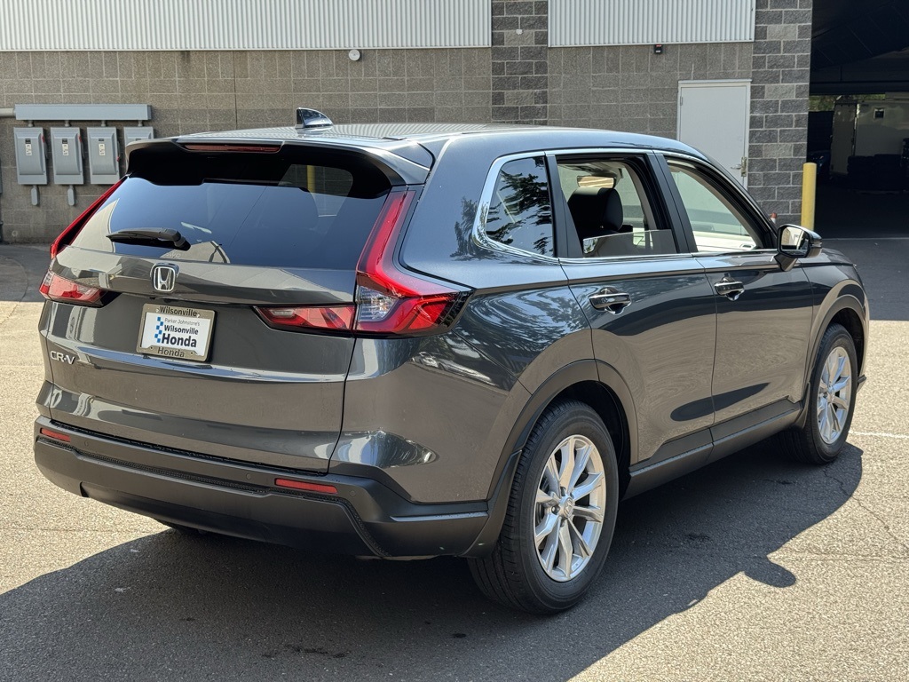 Vehicle image 8 of 52