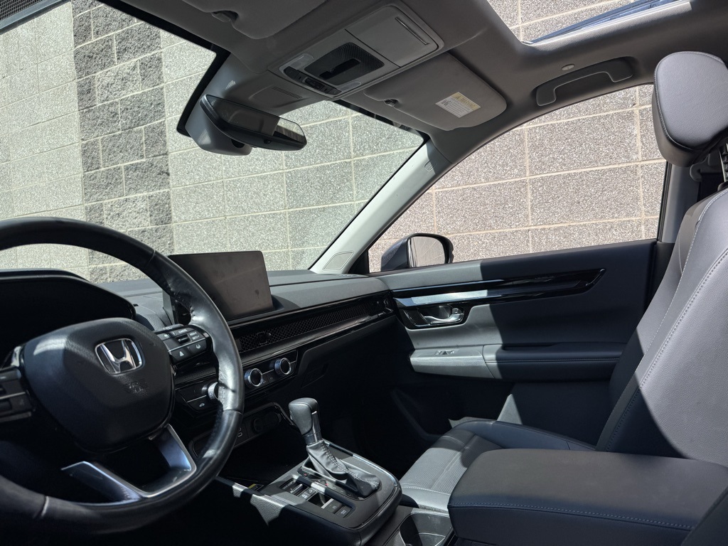 Vehicle image 29 of 52