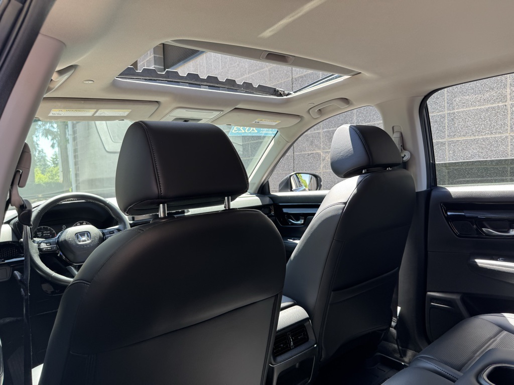 Vehicle image 49 of 52