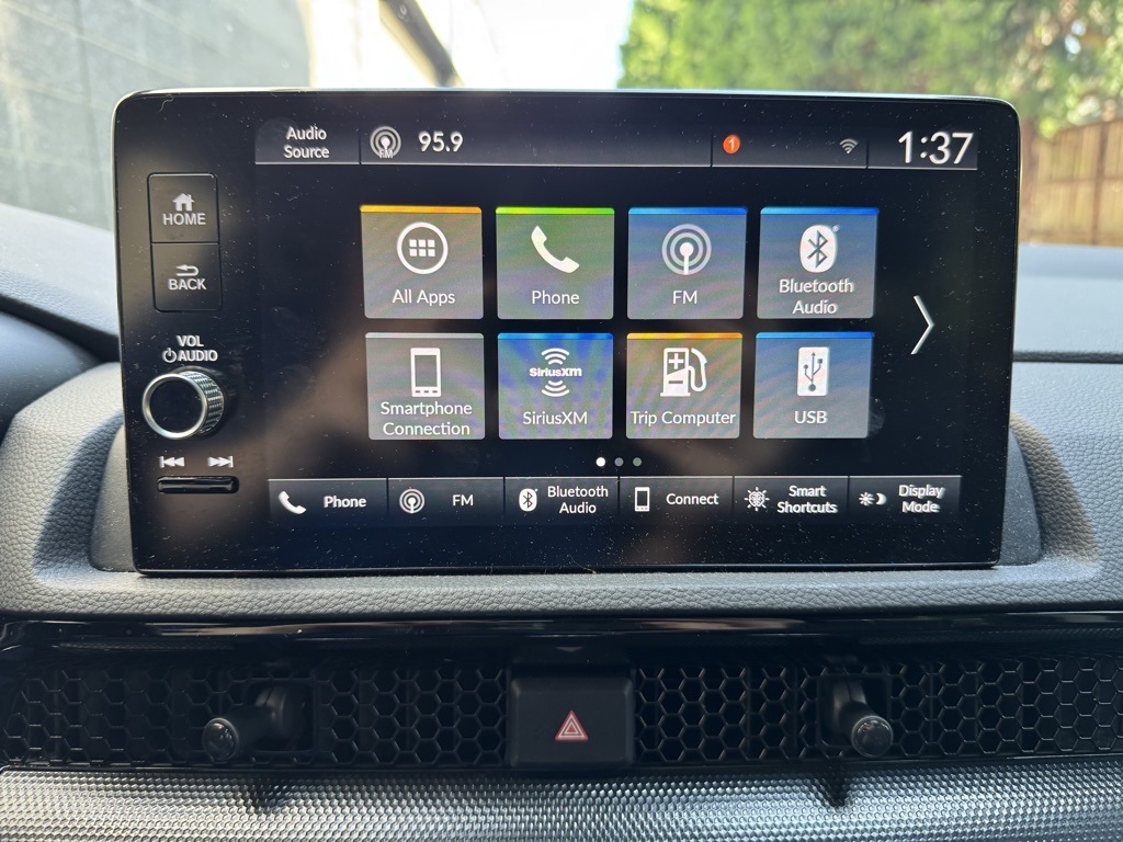 Vehicle image 33 of 52