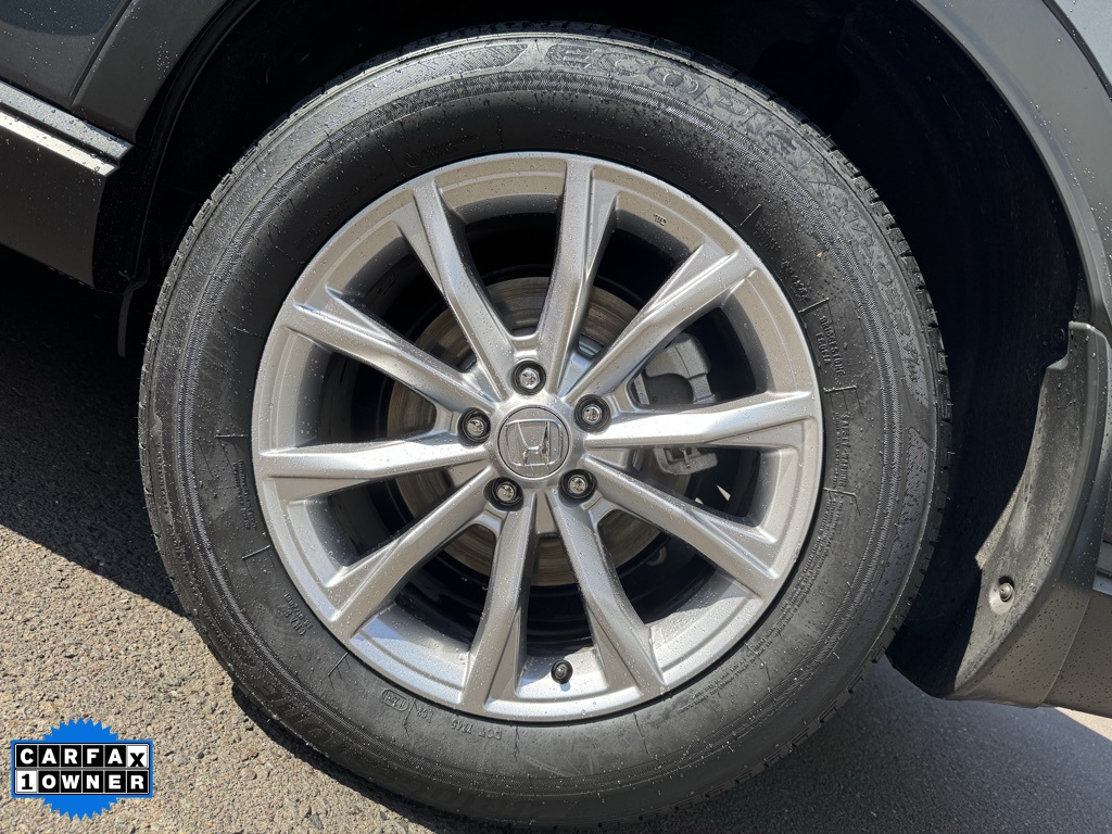 Vehicle image 15 of 52