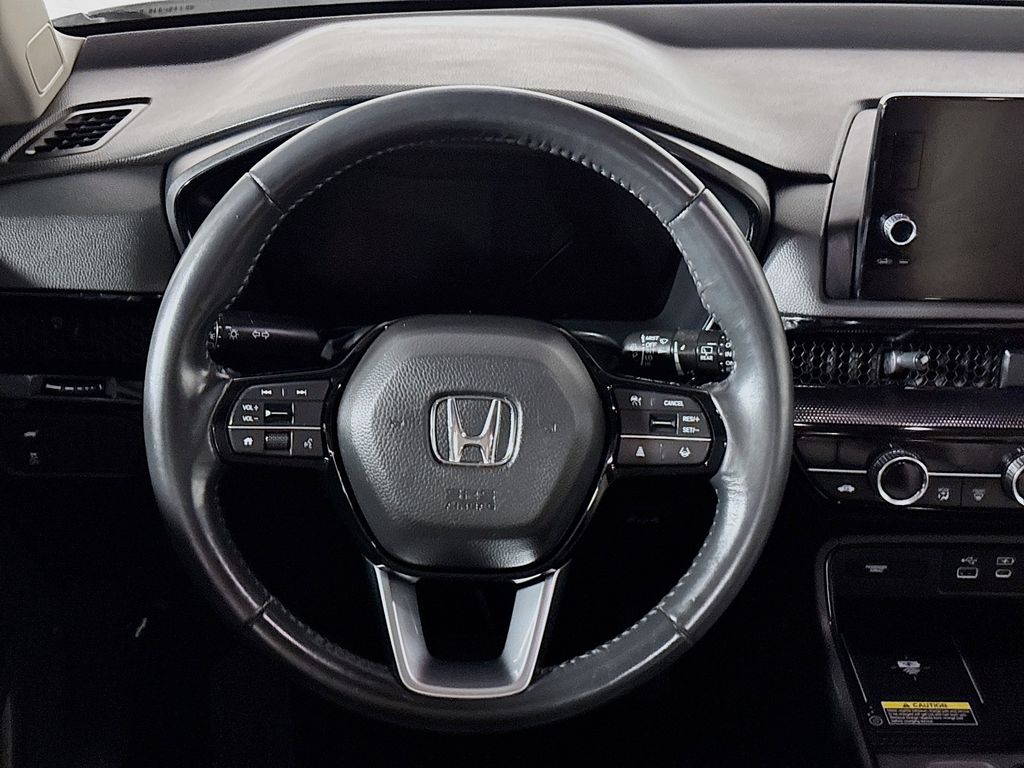 Vehicle image 15 of 26