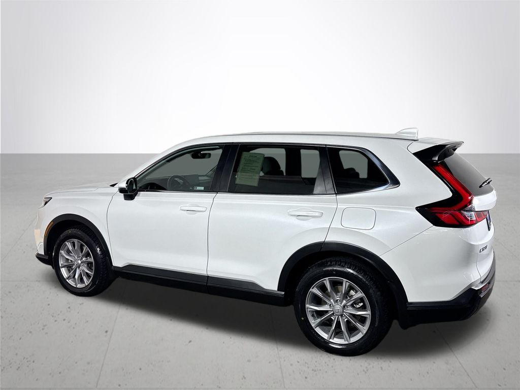 Vehicle image 9 of 26