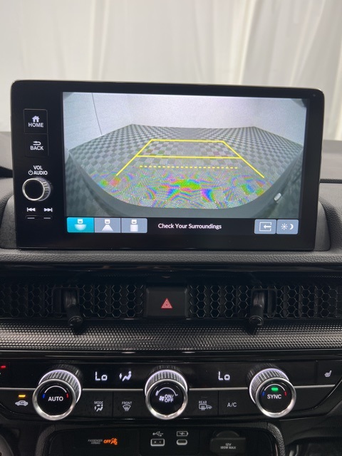 Vehicle image 10 of 18