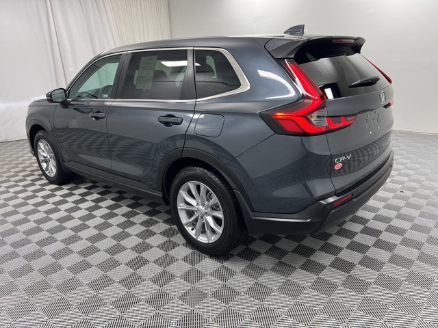 Vehicle image 7 of 18