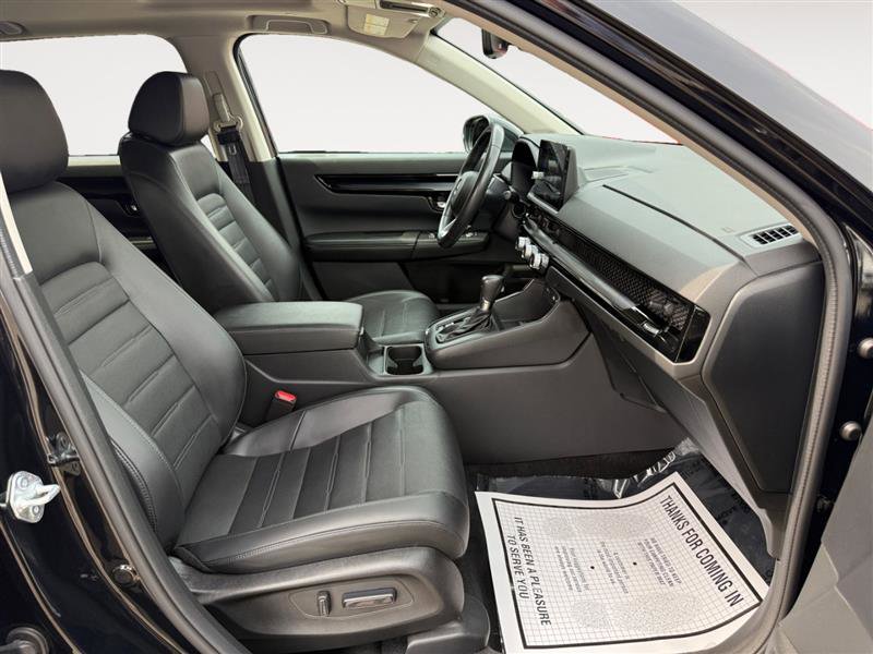 Vehicle image 16 of 35