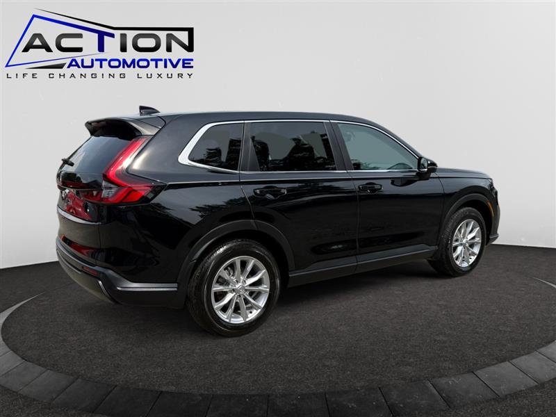 Vehicle image 5 of 35