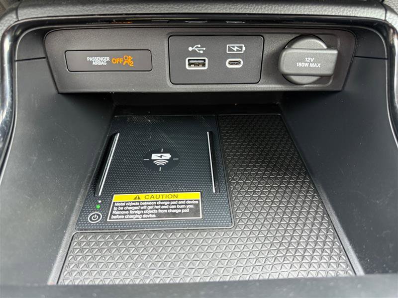 Vehicle image 23 of 35