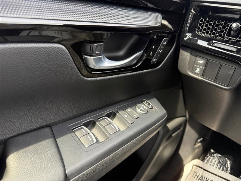 Vehicle image 24 of 35