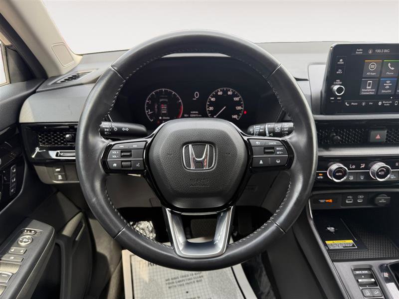 Vehicle image 13 of 35