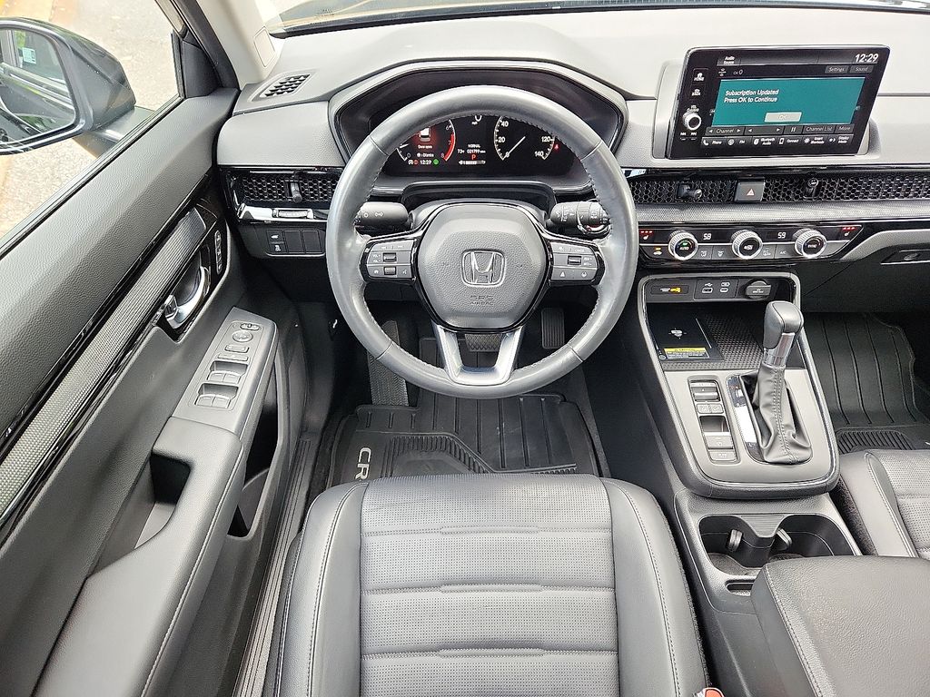 Vehicle image 11 of 30
