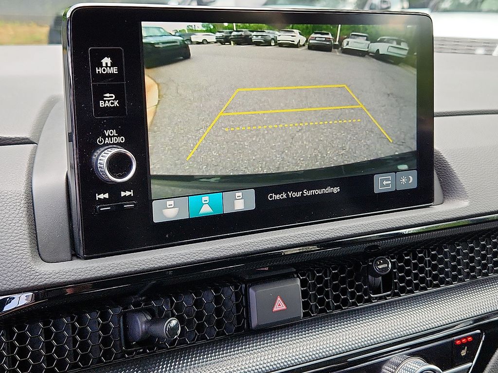 Vehicle image 18 of 30