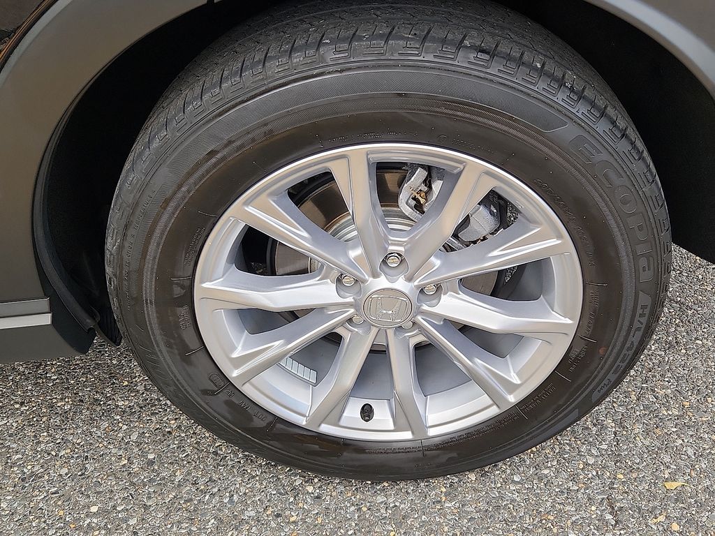 Vehicle image 8 of 30