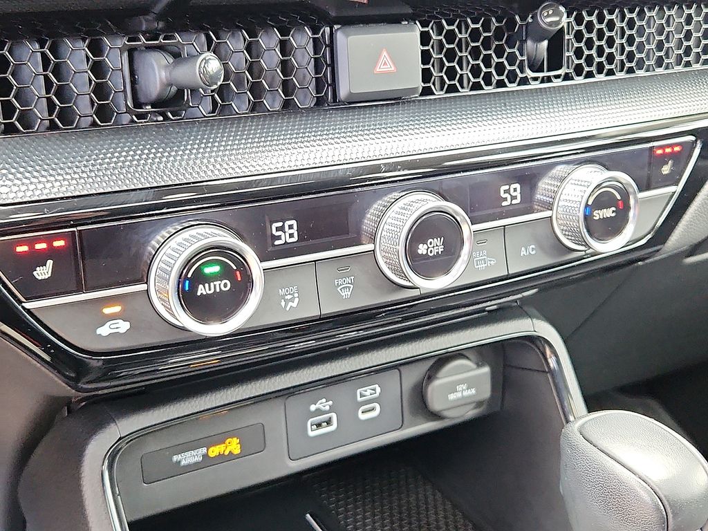 Vehicle image 16 of 30