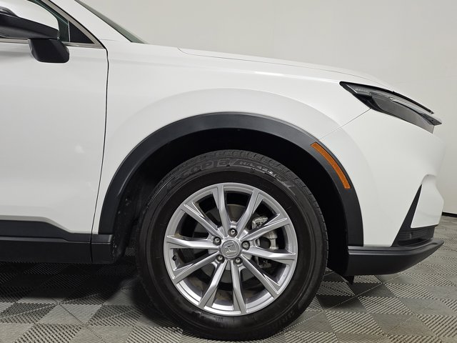 Vehicle image 10 of 30