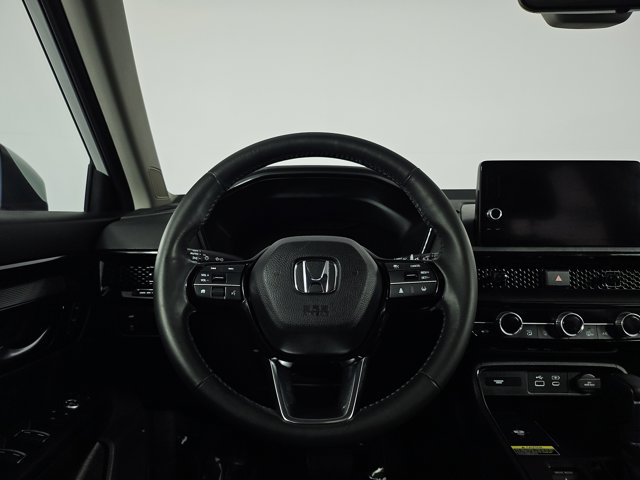Vehicle image 18 of 30
