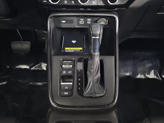 Vehicle image 23 of 30