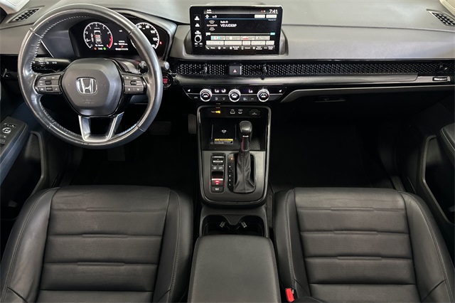 Vehicle image 13 of 35