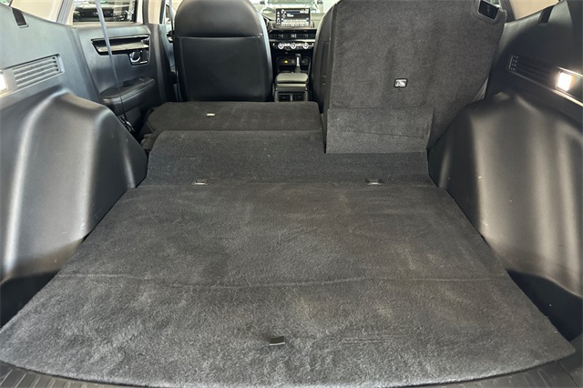 Vehicle image 11 of 35