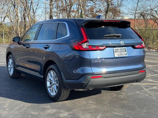 2023 Honda CR-V EX-L Image 7 of 31