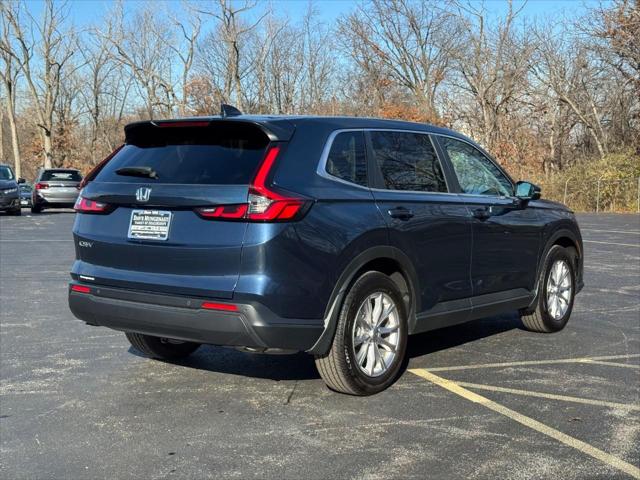 2023 Honda CR-V EX-L Image 5 of 31