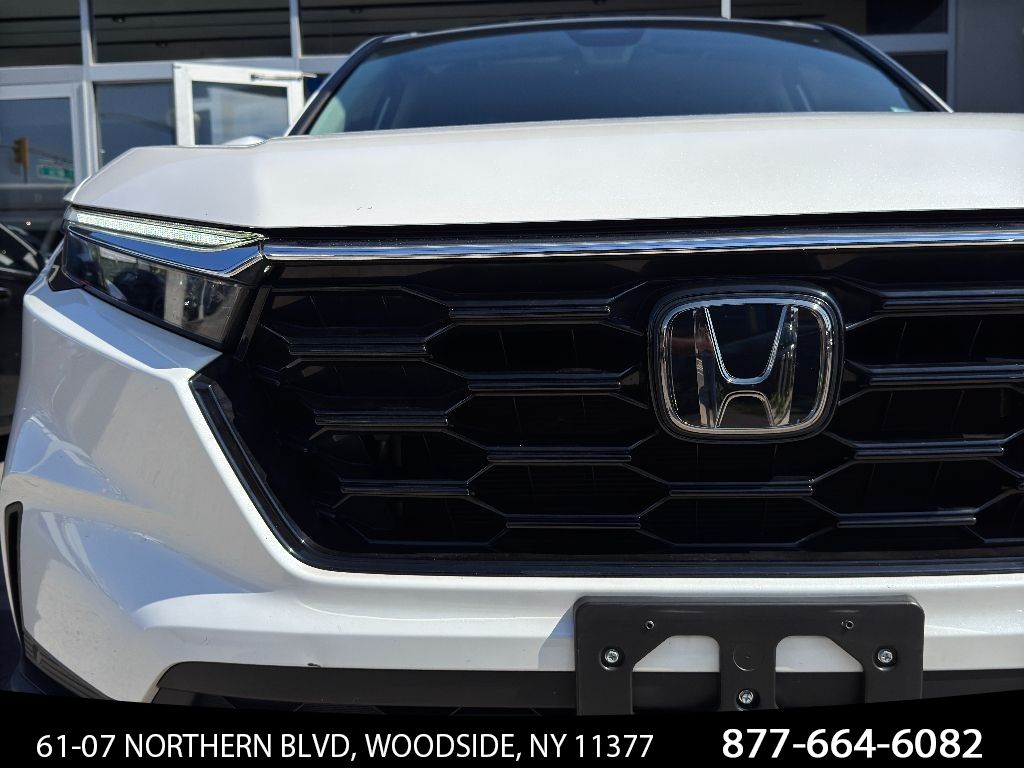 Vehicle image 1 of 31
