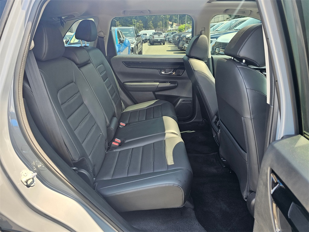 Vehicle image 12 of 34