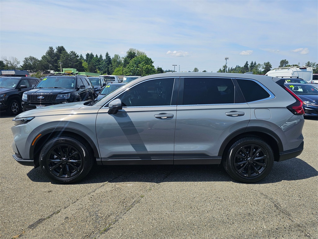 Vehicle image 8 of 34