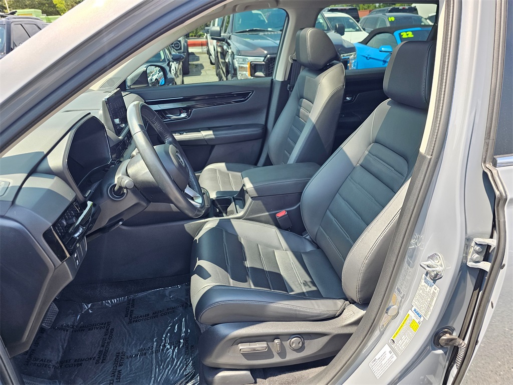 Vehicle image 11 of 34