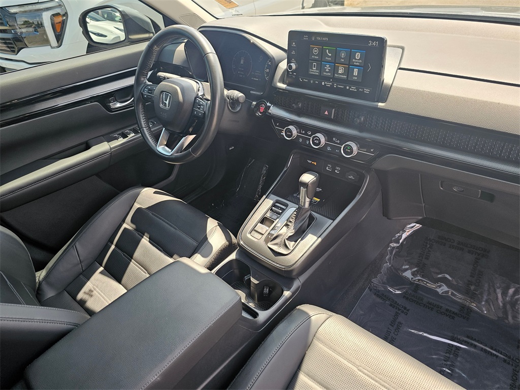 Vehicle image 16 of 34