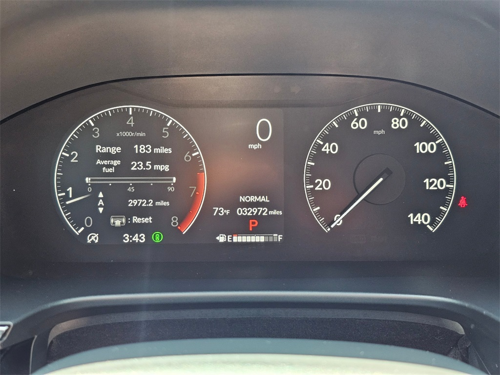Vehicle image 21 of 34