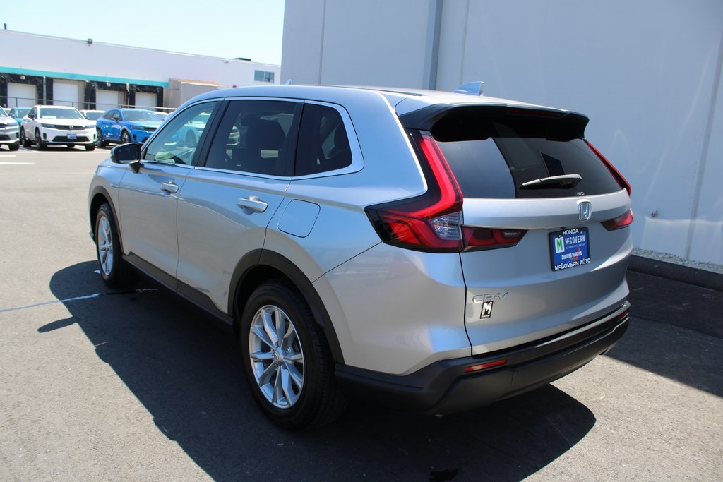 Vehicle image 6 of 42
