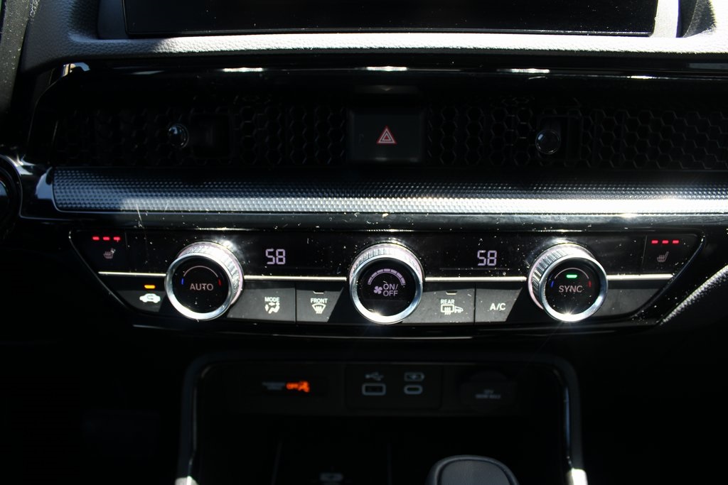 Vehicle image 41 of 42