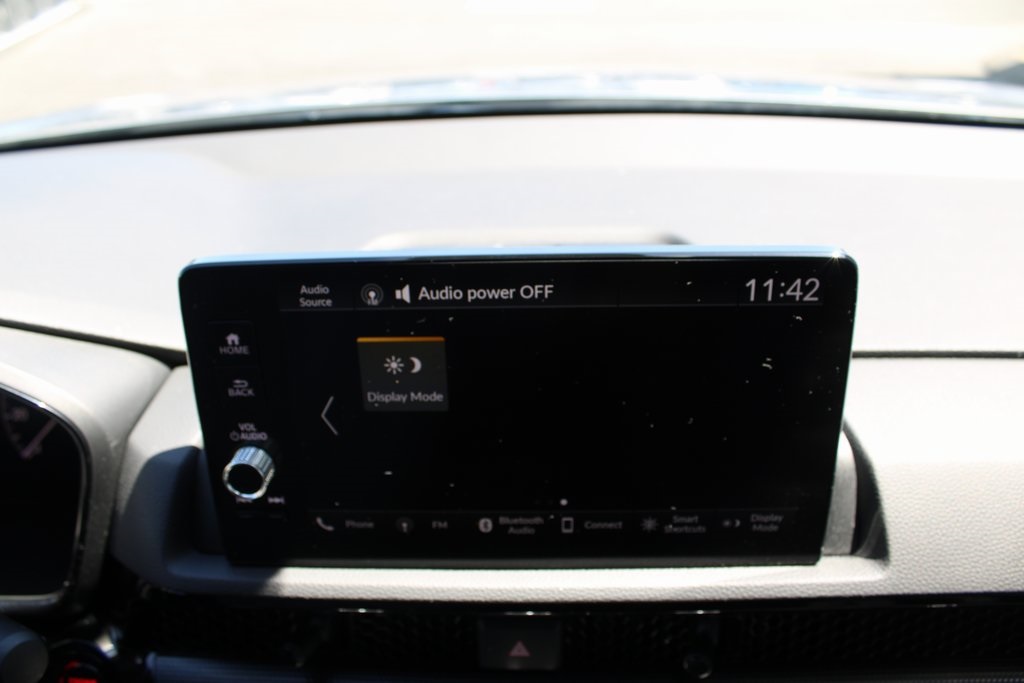Vehicle image 22 of 42